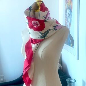 FERRAGAMO 100% silk scarf